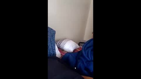 hornyguy_2019 online show from 04.17.26