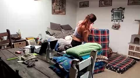 Nix  D online show from 12.19.25