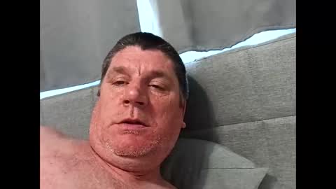 hornyman6942842 online show from 12.17.25