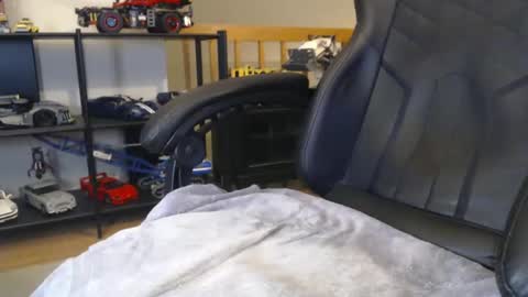 hornynthick70 online show from 02.25.25