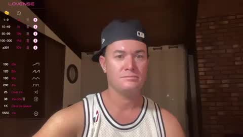 Hornytightboy89 online show from 11.16.25