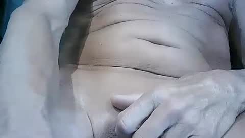 Snapshot of hornytomuk1 chatting on 02.20.25 hornytomuk1 online show from 02.20.25