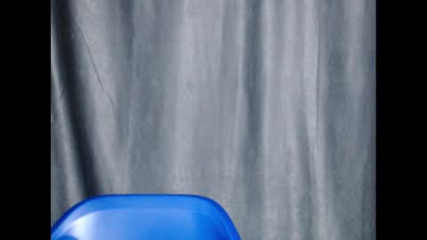 Snapshot of hornyxbum chatting on 12.12.24 hornyxbum online show from 12.12.24