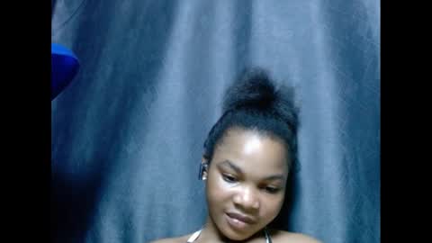 Snapshot of hornyxbum chatting on 12.14.24 hornyxbum online show from 12.14.24