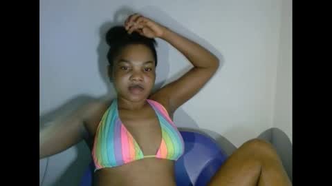 Snapshot of hornyxbum chatting on 03.12.25 hornyxbum online show from 03.12.25