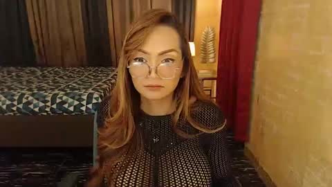 Snapshot of horsecockjackie chatting on 12.20.24 horsecockjackie online show from 12.20.24