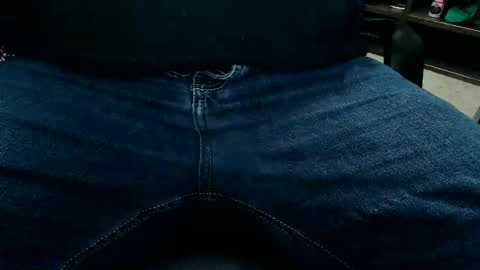 Snapshot of horsesaslife chatting on 11.11.25 horsesaslife online show from 11.11.25