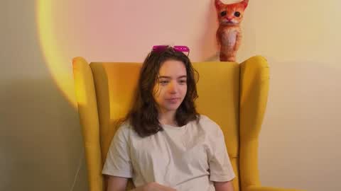 Mia online show from 10.04.25
