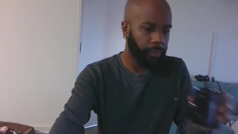 Snapshot of horus00 chatting on 11.20.25 Horus00 online show from 11.20.25