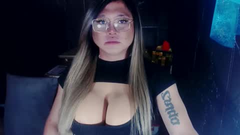 YOUR MAJESTY LUCY PEARL online show from 02.27.25