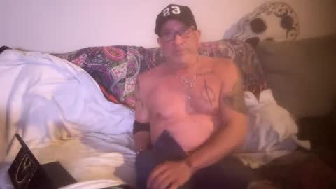 hoss43040 online show from 09.18.25
