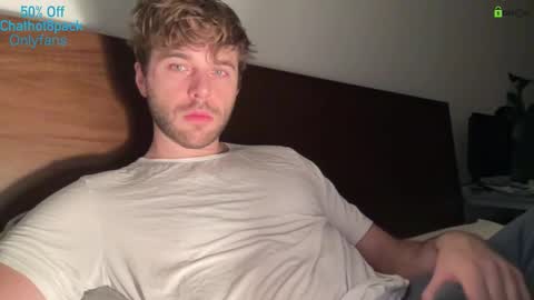 Edward aka Wolf online show from 12.22.25