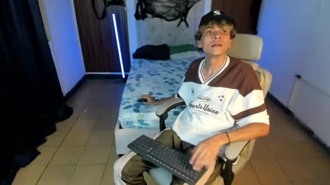 hot bunny online show from 11.06.25