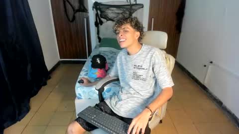 hot bunny online show from 11.12.25