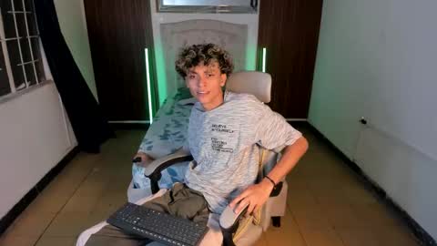 hot bunny online show from 11.16.25