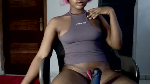 Snapshot of hot_chocoxxxx chatting on 10.04.25 sonia mis choco online show from 10.04.25