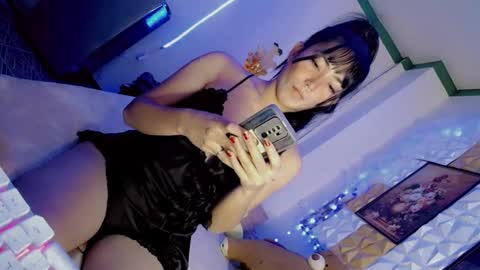 its me CLAUDIA online show from 02.16.25