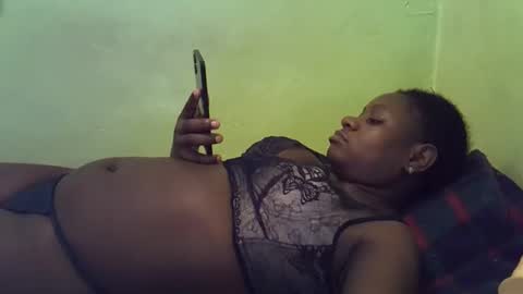 hot_girlly online show from 11.17.25