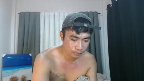 hot_khevin online show from 10.10.25