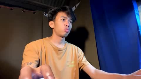 Snapshot of hot_kianxx chatting on 10.09.25 hot_kianxx online show from 10.09.25