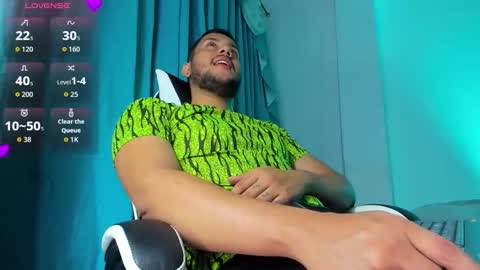 Snapshot of hot_latino_boy_ chatting on 02.20.26 Alejandro online show from 02.20.26