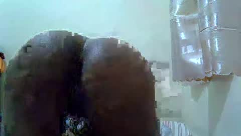 Snapshot of hot_leen chatting on 03.27.26 Chara online show from 03.27.26