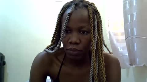 Snapshot of hot_leen chatting on 03.29.26 Chara online show from 03.29.26