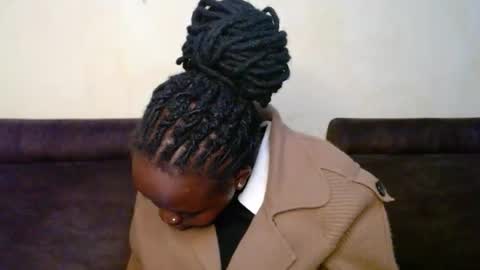 Linah online show from 11.05.25