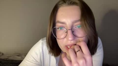 Snapshot of hot_lliinns chatting on 12.06.24 Lina online show from 12.06.24