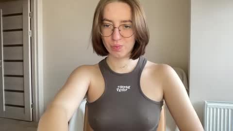 Snapshot of hot_lliinns chatting on 12.24.24 Lina online show from 12.24.24