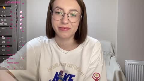 Snapshot of hot_lliinns chatting on 01.22.25 Lina online show from 01.22.25