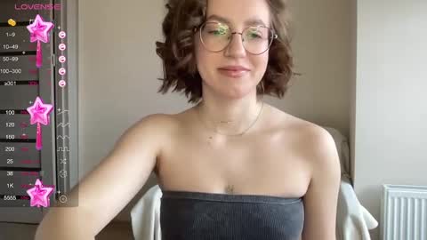 Snapshot of hot_lliinns chatting on 02.07.25 Lina online show from 02.07.25