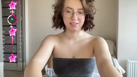 Snapshot of hot_lliinns chatting on 02.07.25 Lina online show from 02.07.25