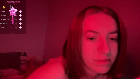 Snapshot of hot_lliinns chatting on 03.08.25 Lina online show from 03.08.25