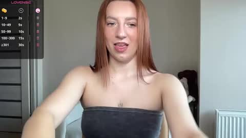 Snapshot of hot_lliinns chatting on 11.01.25 Lina online show from 11.01.25