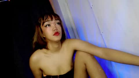 Snapshot of hot_moma69 chatting on 04.13.26 hot_moma69 online show from 04.13.26