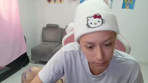 Mia online show from 02.18.26