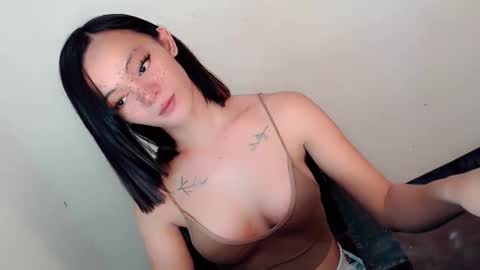 SWEET AGATHA online show from 10.14.25