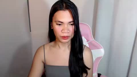 hot_pauline online show from 04.10.26