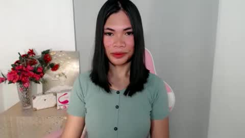 hot_pauline online show from 05.17.26