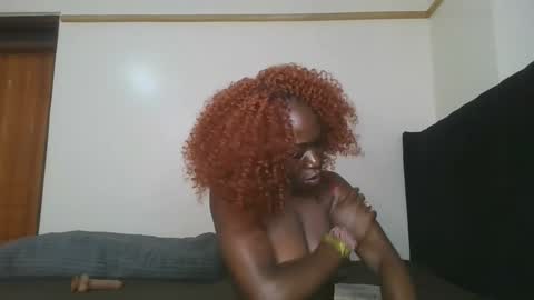 Hot petite online show from 04.13.26