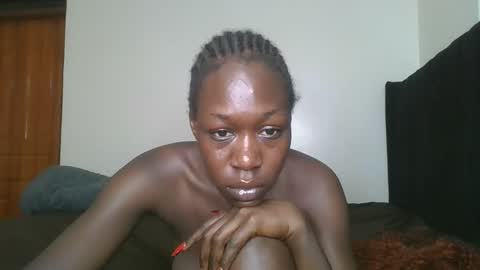 Hot petite online show from 04.14.26