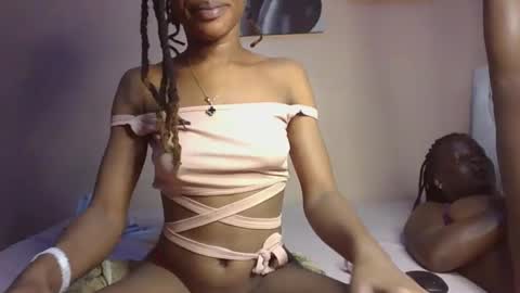 hot petite100 online show from 10.09.25