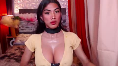 Julli Anna online show from 11.09.25