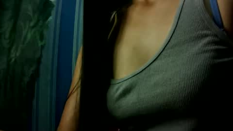 hot_quin11 online show from 01.31.25