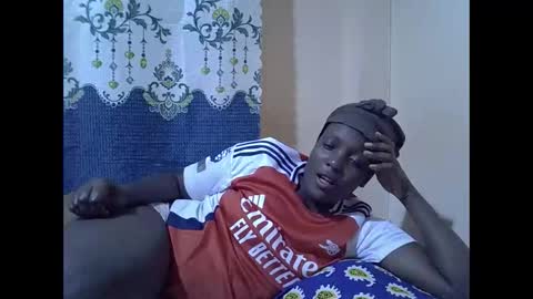 RAYLAH online show from 12.02.25