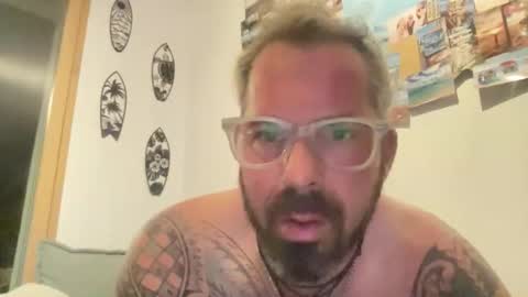 letmedoo2 online show from 10.15.25