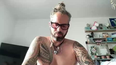 letmedoo2 online show from 12.01.25