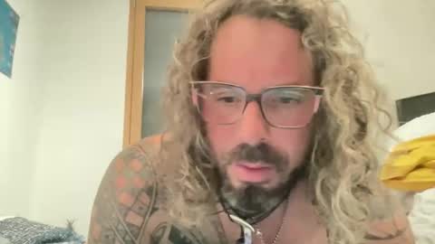 Snapshot of hot_sex83 chatting on 02.11.26 letmedoo2 online show from 02.11.26