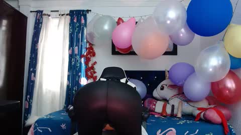 Snapshot of hot_sexy_bunny chatting on 02.06.25 hot sexy bunny online show from 02.06.25